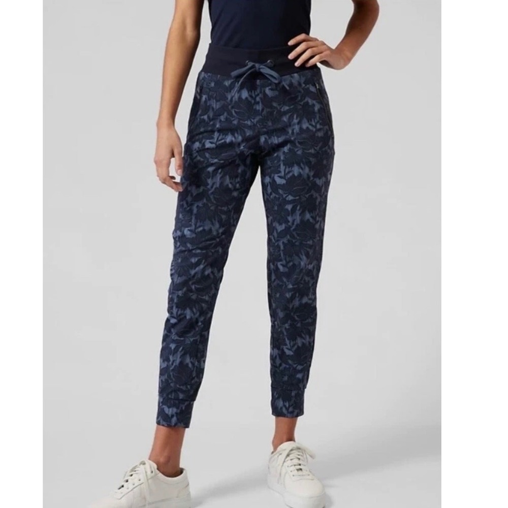 NEW‎ Athleta Blue Floral Trekkie North Printed Jogger Etheral Bloom Small 4 $98